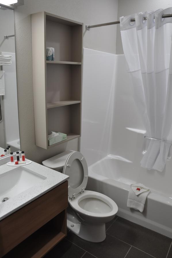 Microtel Inn & Suites By Wyndham Lubbock Eksteriør bilde