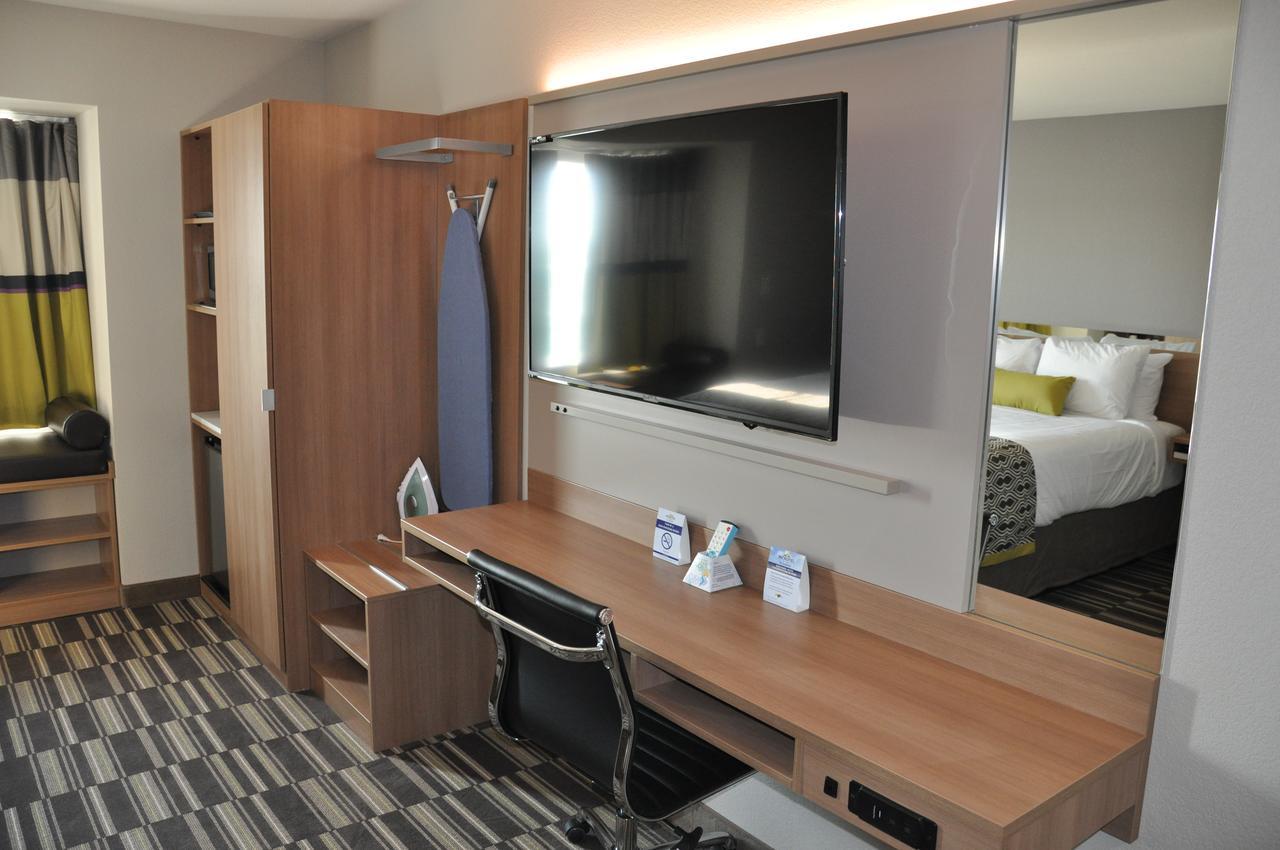 Microtel Inn & Suites By Wyndham Lubbock Eksteriør bilde