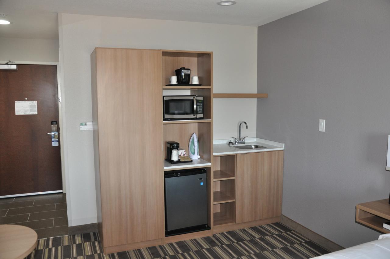 Microtel Inn & Suites By Wyndham Lubbock Eksteriør bilde