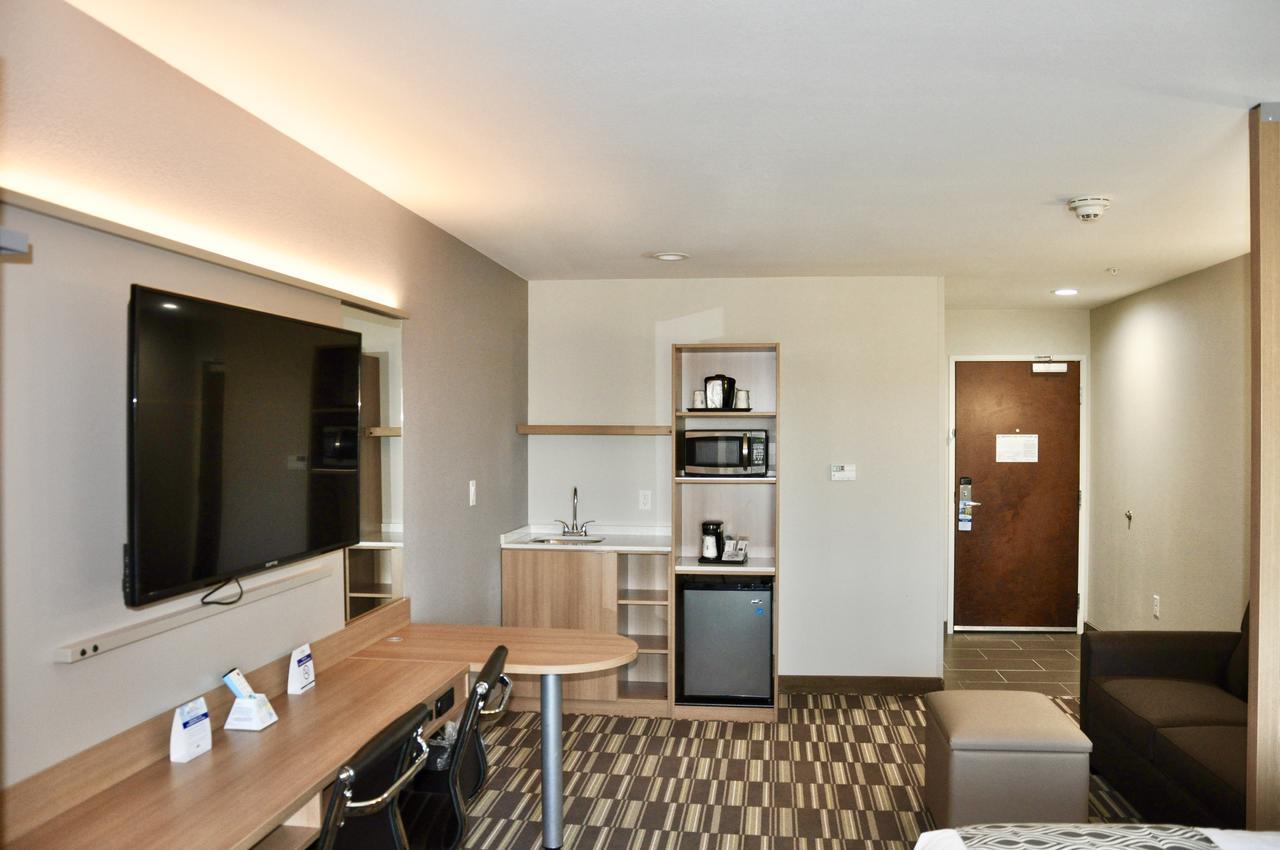 Microtel Inn & Suites By Wyndham Lubbock Eksteriør bilde