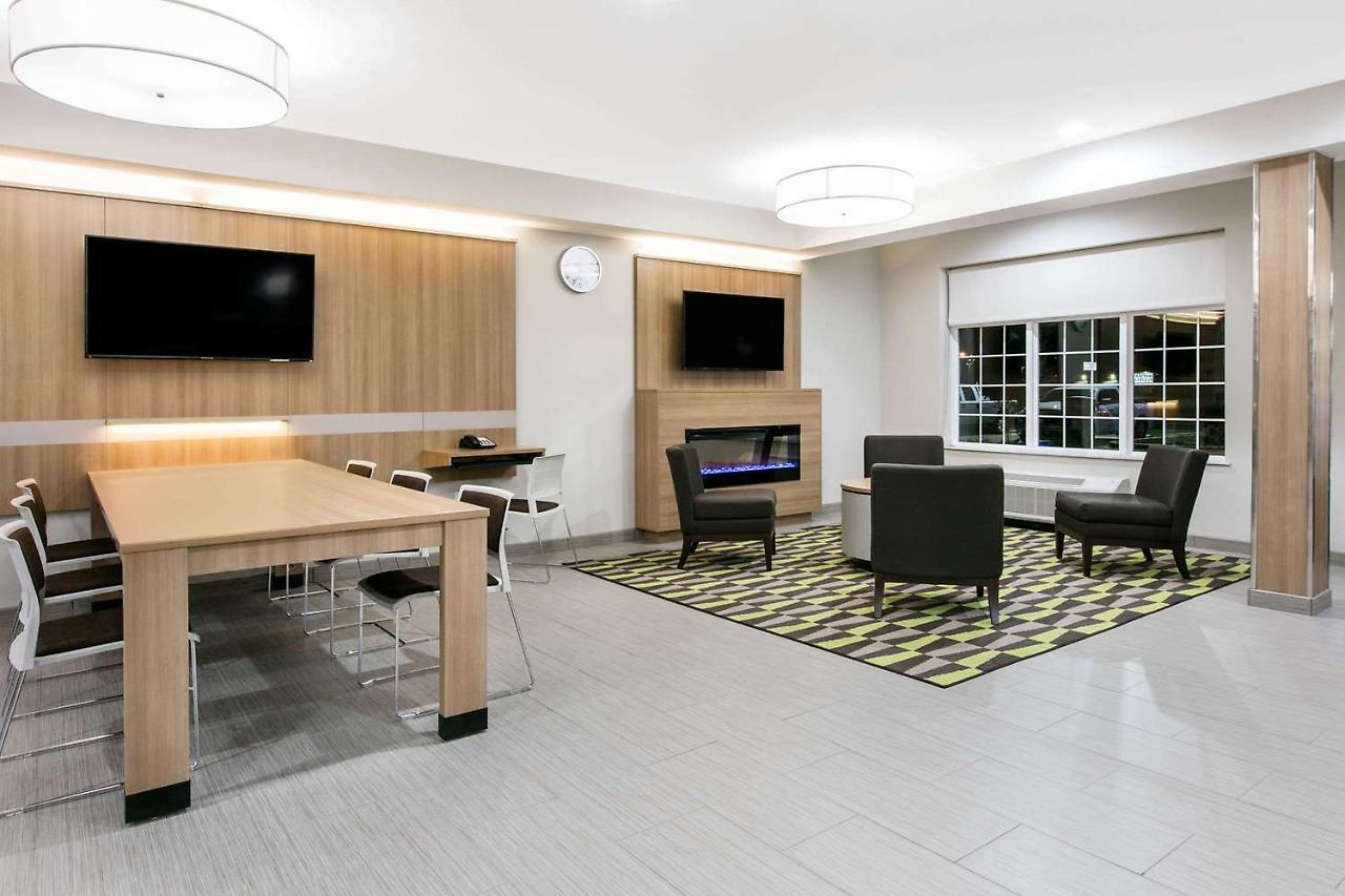 Microtel Inn & Suites By Wyndham Lubbock Eksteriør bilde