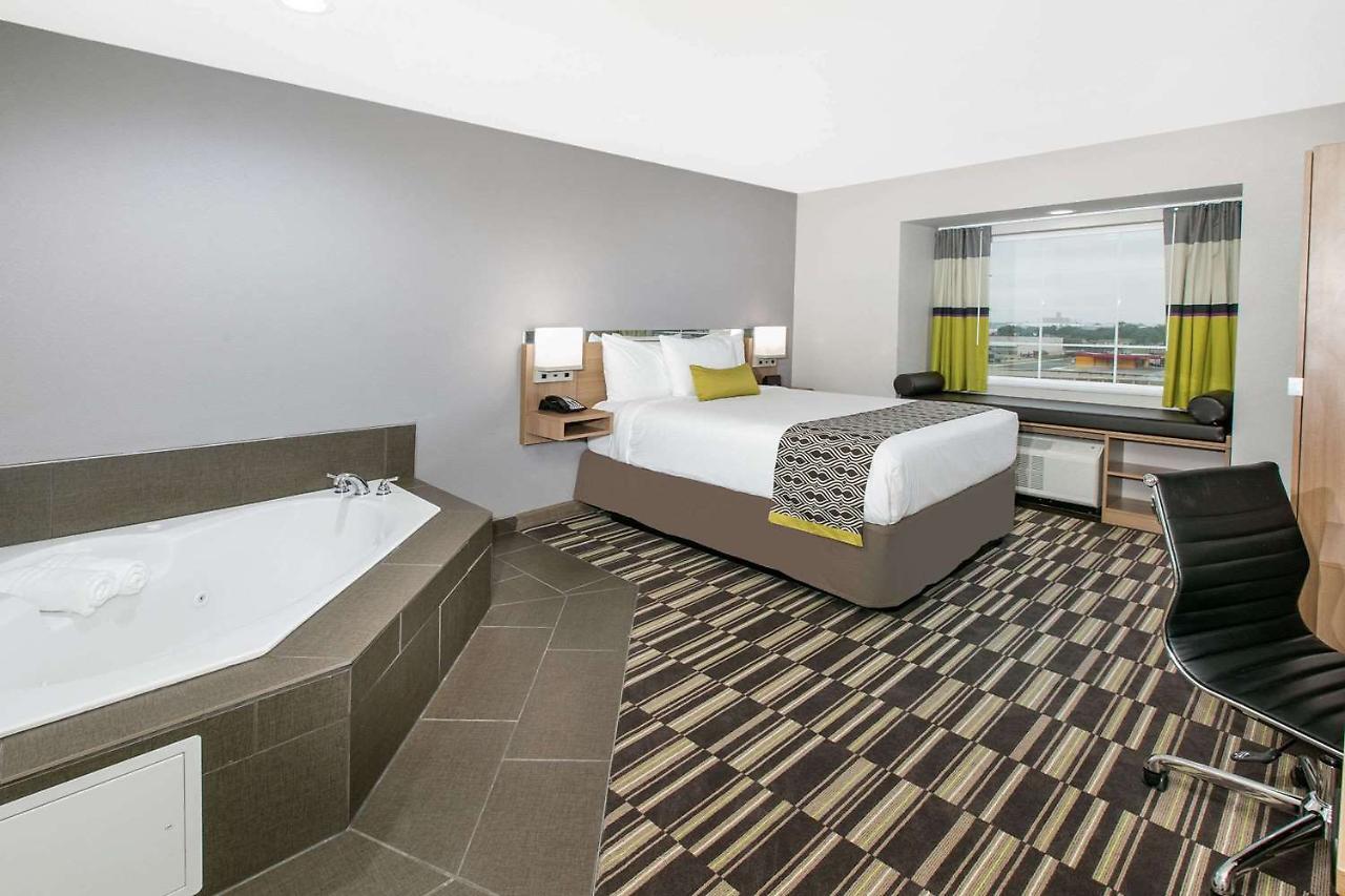 Microtel Inn & Suites By Wyndham Lubbock Eksteriør bilde